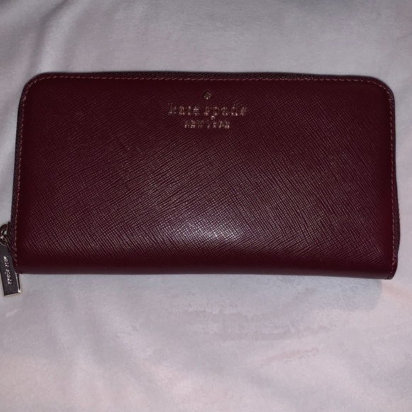 Kate Spade Cherrywood Mariella Shoulder Bag and Large Continental Wallet - Picture 2 of 7